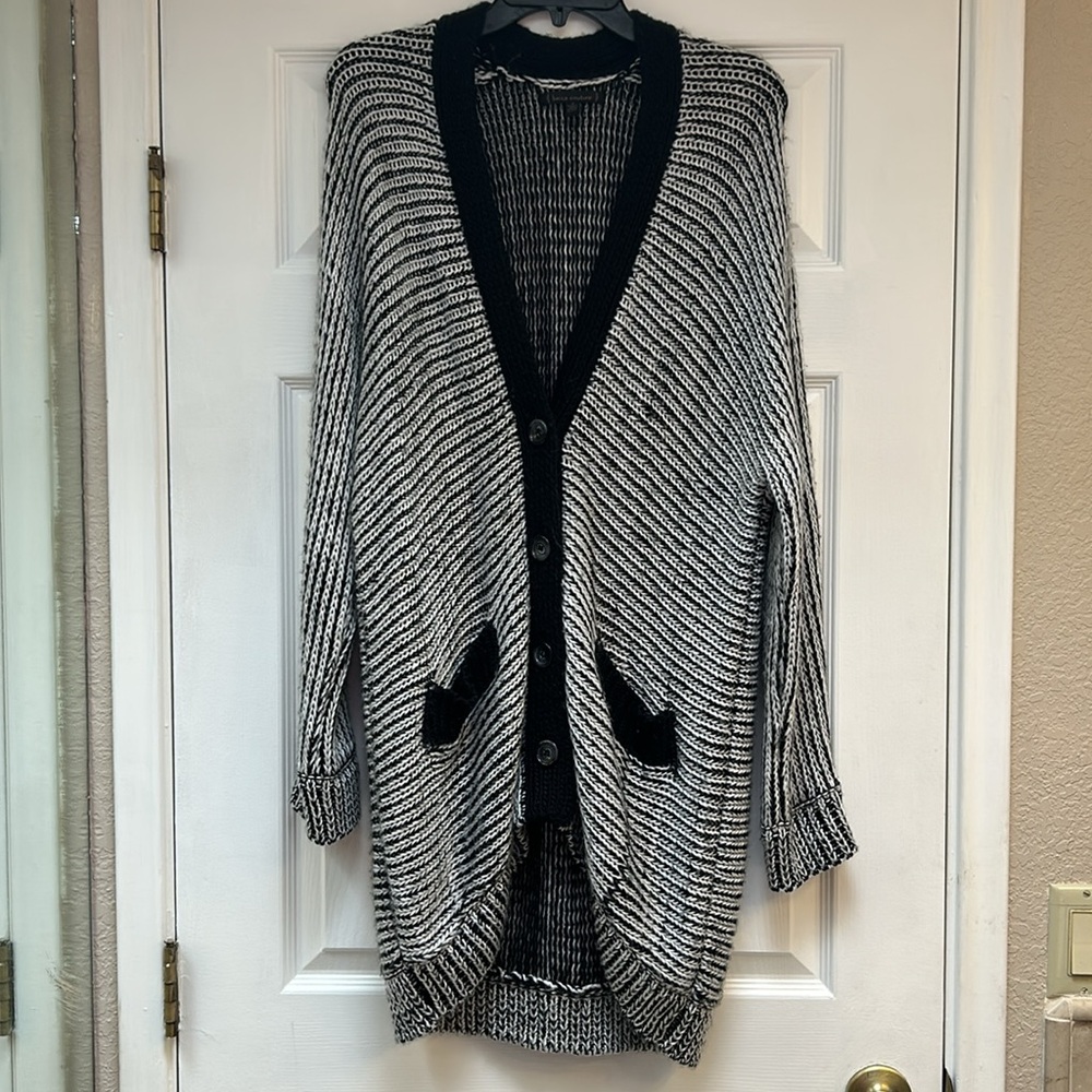 Lucca Couture Women's Black/White Button Front Cable Knit Cardigan-Size M